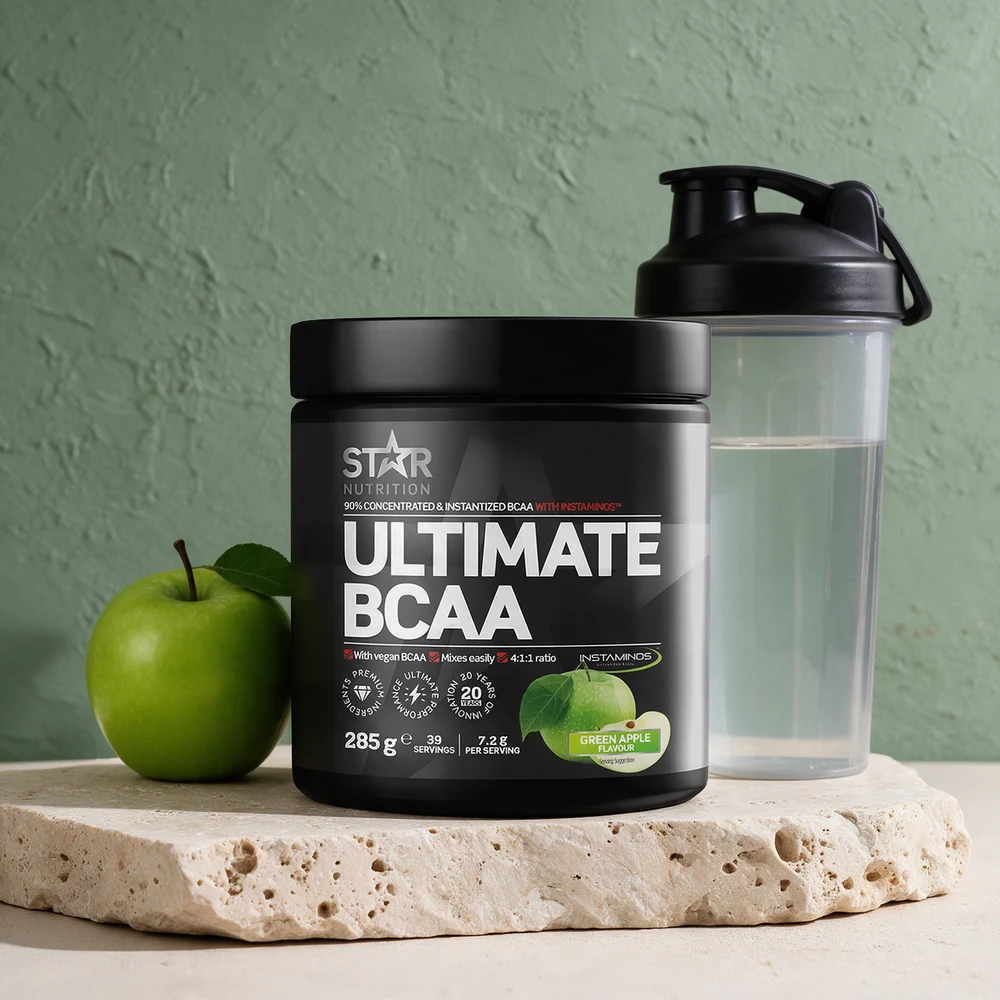 Star Nutrition Ultimate BCAA i eplesmak, svart boks