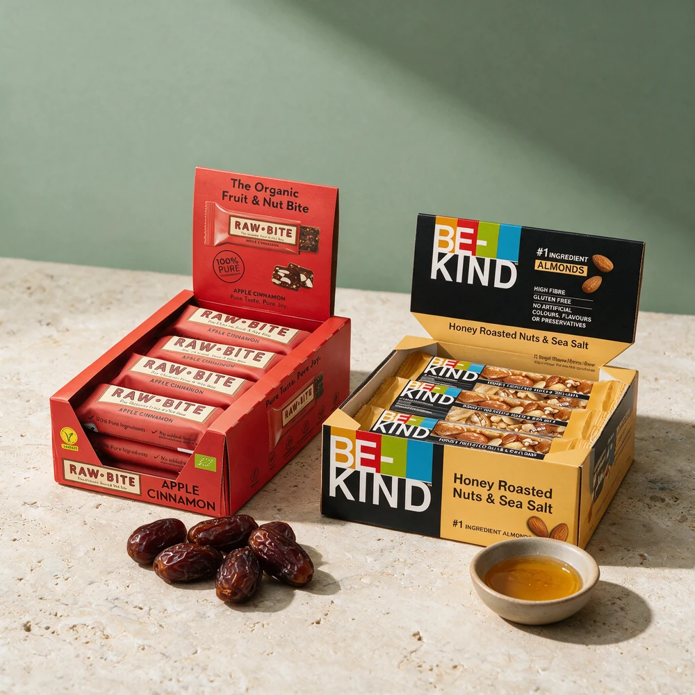Rawbite Apple Cinnamon med dadler og BE-KIND Honey Roasted Nuts & Sea Salt med honning