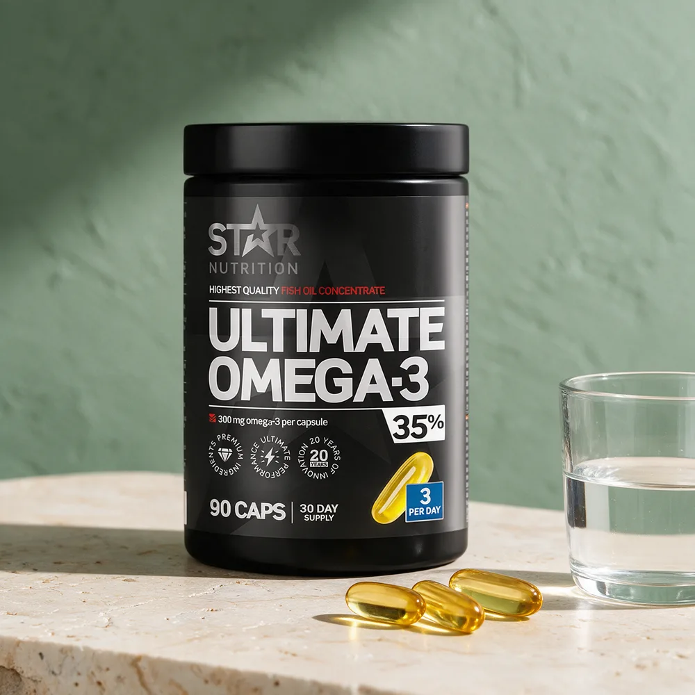 Star Nutrition Ultimate Omega-3 35 % med tre store, gylne kapsler foran boksen