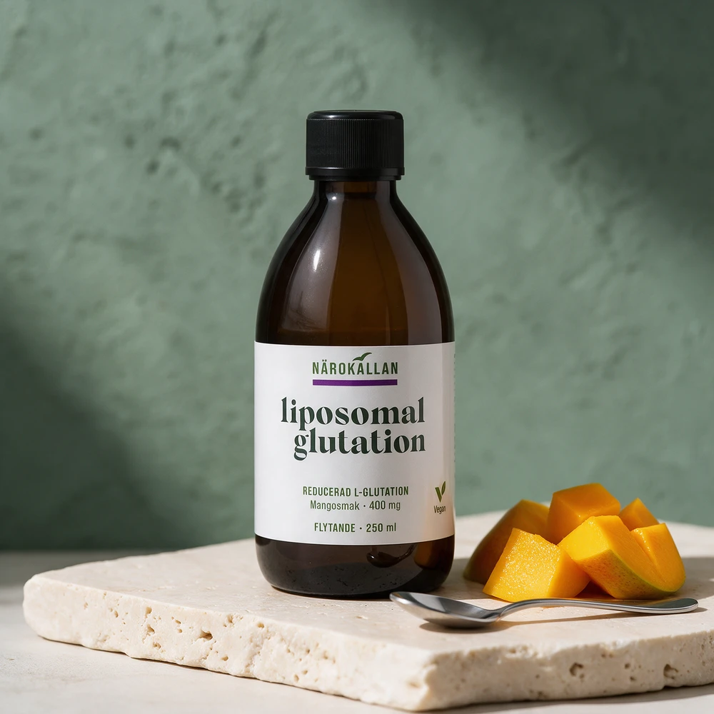 Närokällan liposomal glutation, mørk glassflaske merket «Mangosmak» og 250 ml