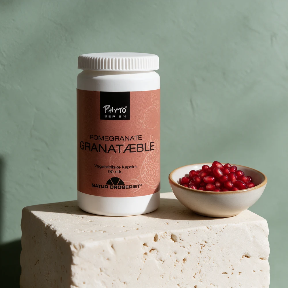 Natur-Drogeriet Granateple, boks merket «Pomegranate Granatæble» og «Vegetabilske kapsler 90 stk.»