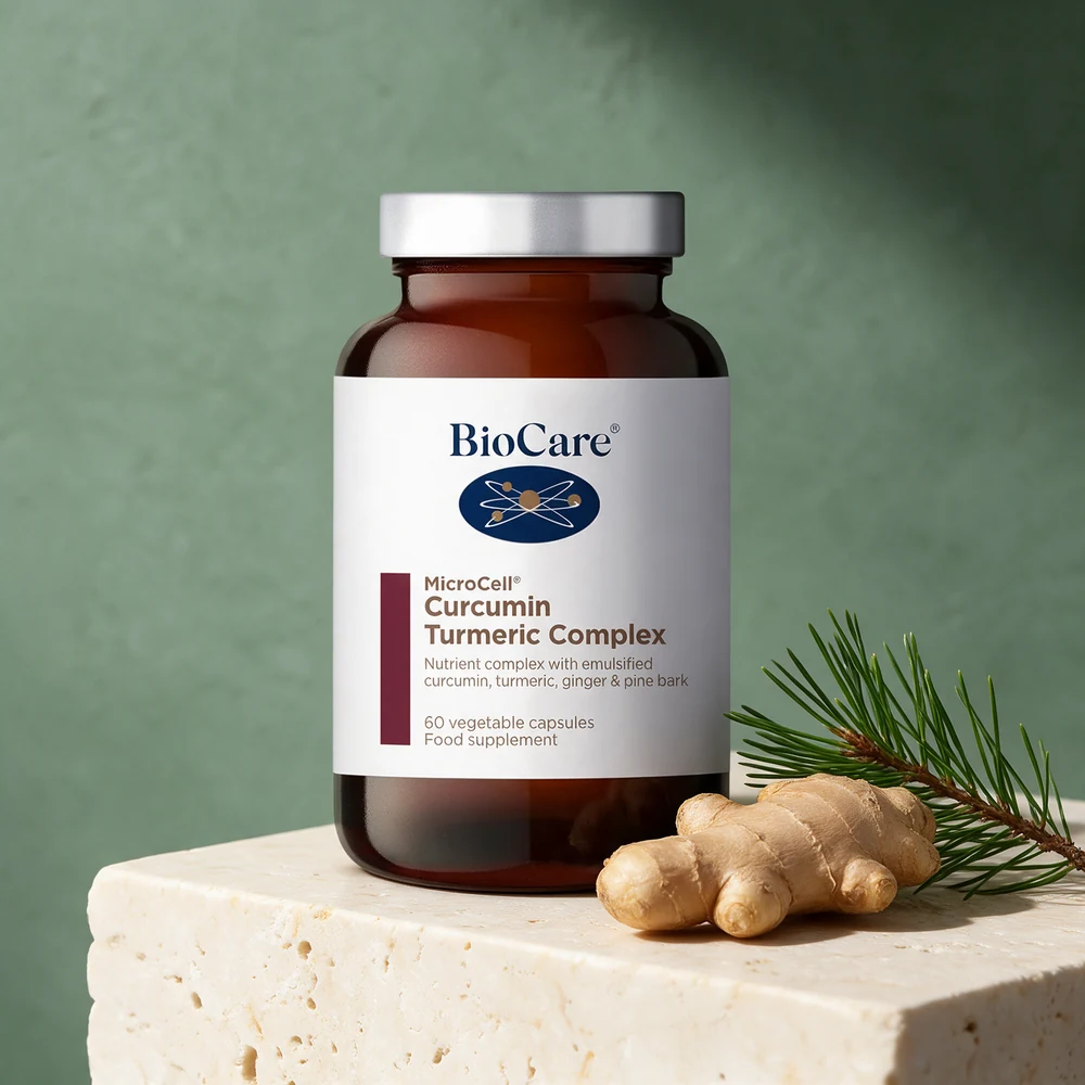 BioCare Curcumin Turmeric Complex i brun glasskrukke merket «60 vegetable capsules»