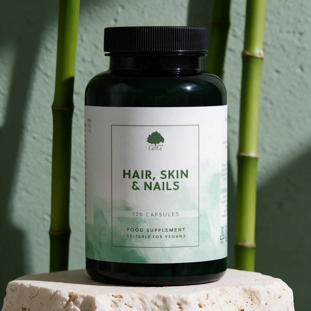 G&G Hair, Skin & Nails, boks med 120 kapsler merket «Suitable for vegans»