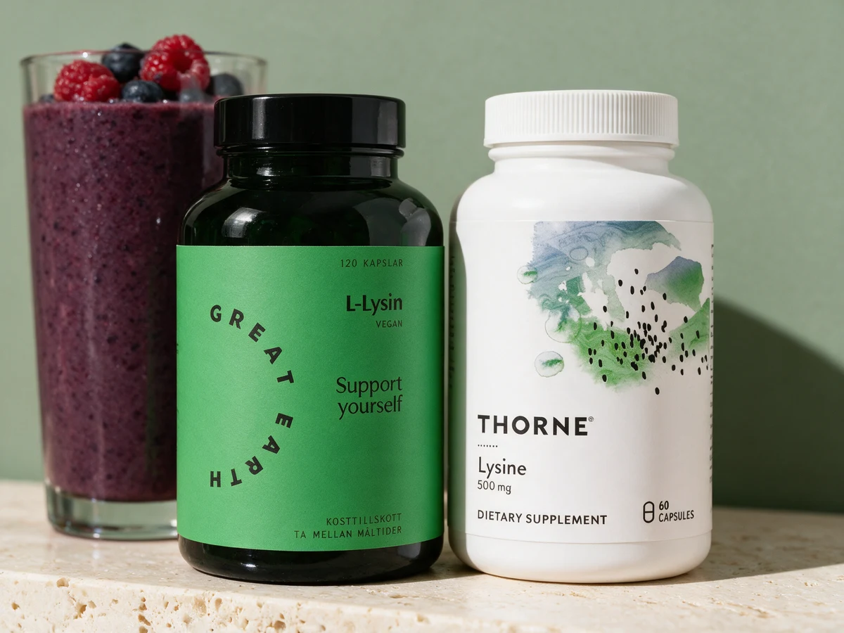 Great Earth L-Lysin i grønn boks og Thorne Lysine i hvit boks, en kapsel som kan åpnes og en uten krav til måltid