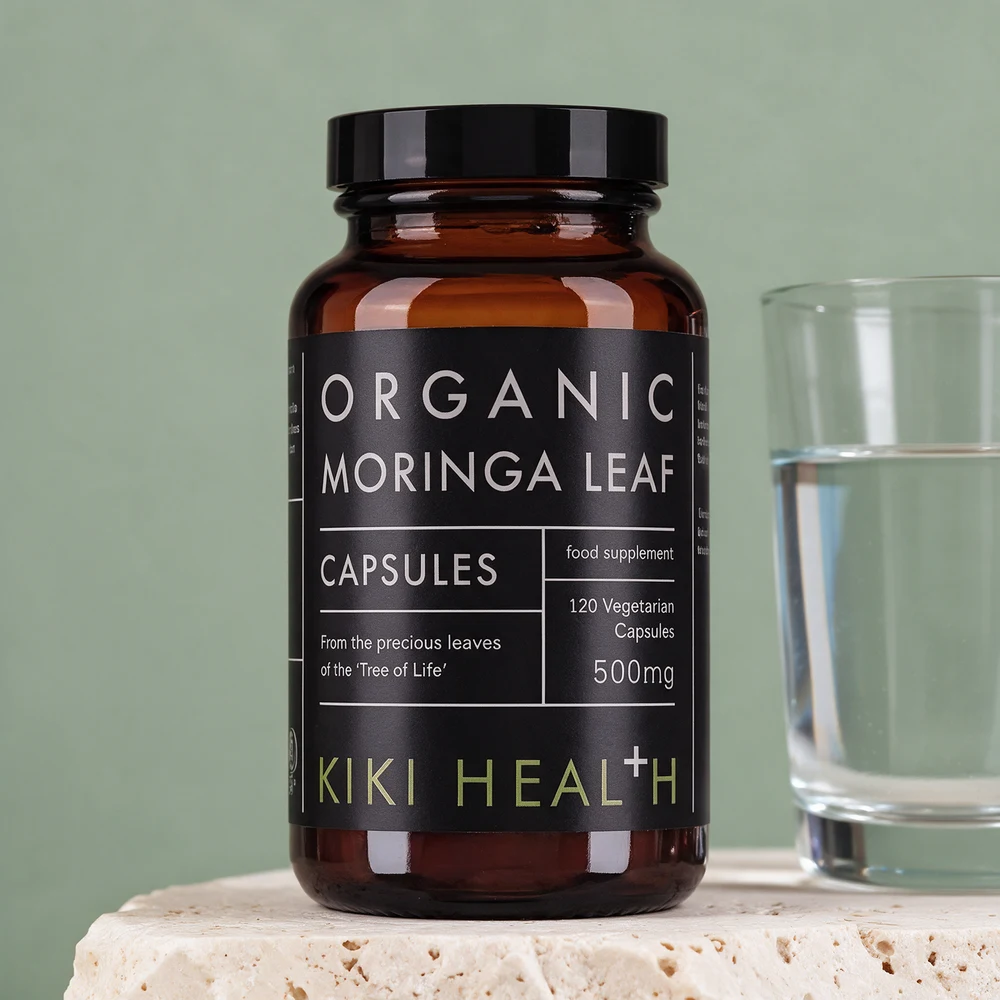 Kiki Health Moringa Øko, brun glasskrukke med 120 kapsler på 500 mg