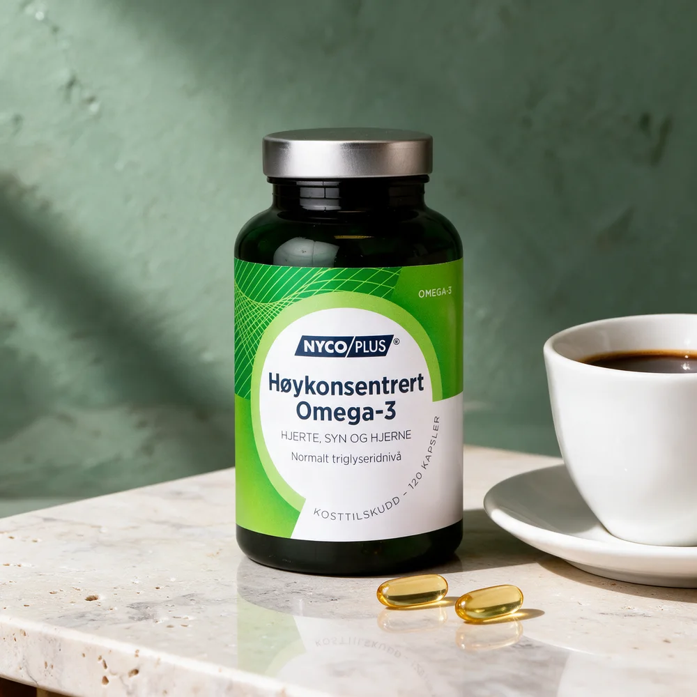 Nycoplus Høykonsentrert Omega-3 med to kapsler foran krukken