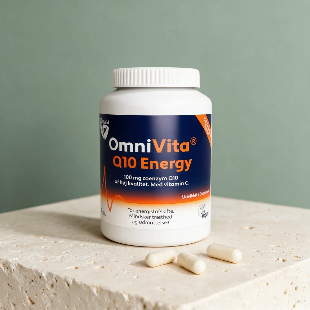 BioSym OmniVita Q10 Energy i hvit boks, mørkeblå etikett, tre kapsler foran