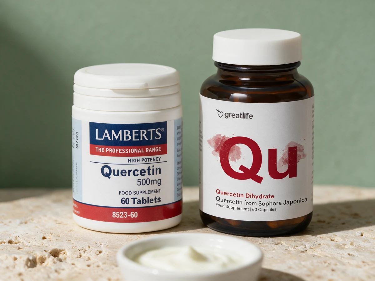 Lamberts Quercetin, tablettboks, og Greatlife Quercetin-dihydrat i mørk glasskrukke