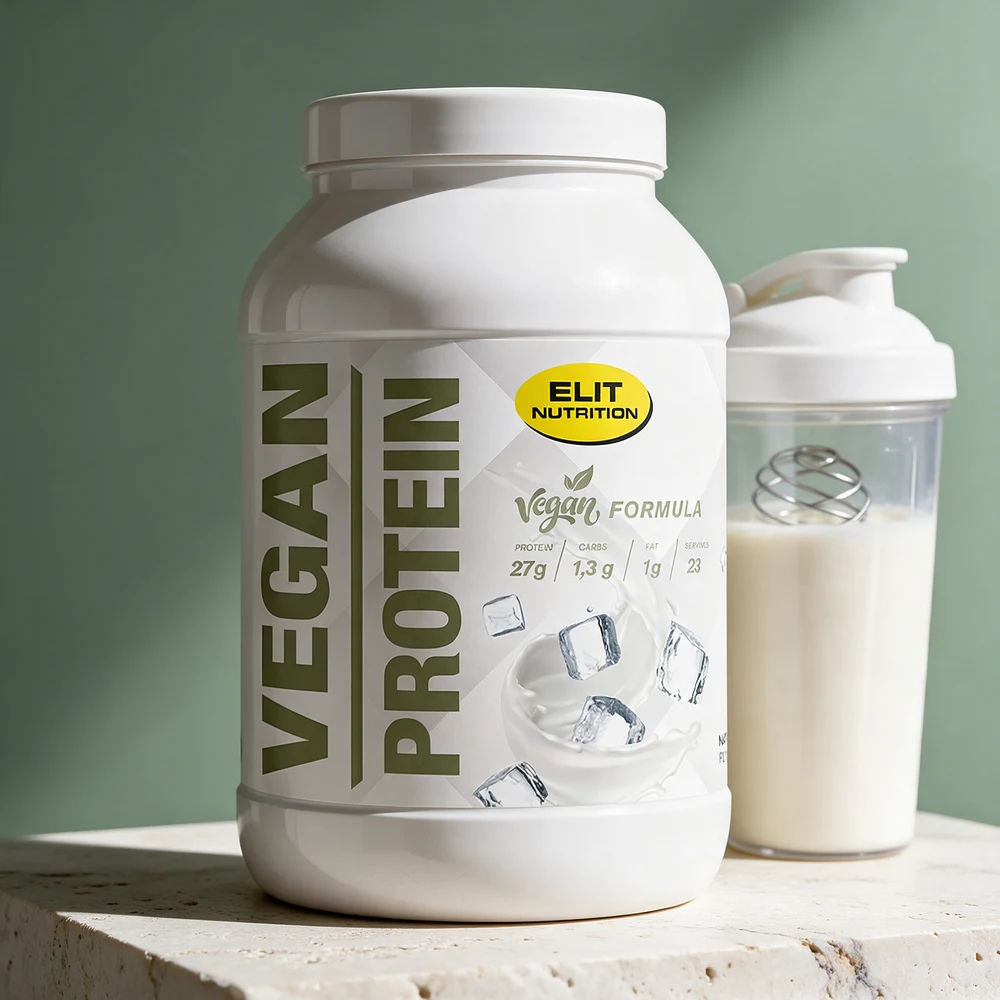 ELIT Vegan Protein 750 g ved en shaker med tykk, glatt shake