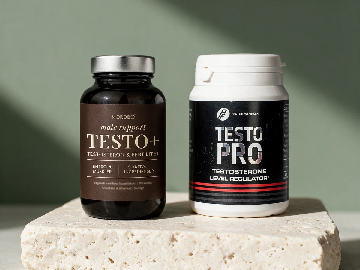 Nordbo Testo+ i mørk glassboks og Proteinfabrikken Testo-Pro i hvit plastboks
