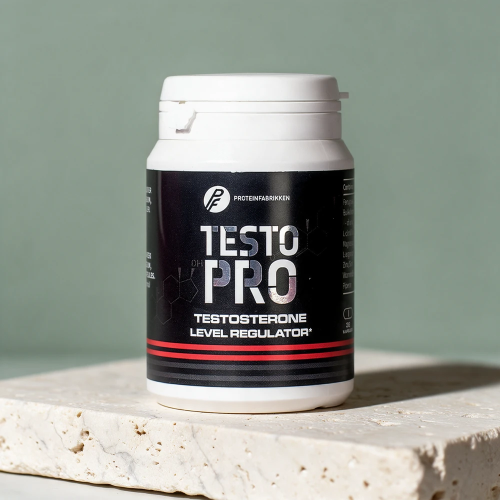 Proteinfabrikken Testo-Pro i hvit boks med sort etikett